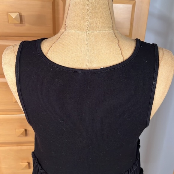 Mikey & Joey size Small black loose sleeveless top - Picture 6 of 8